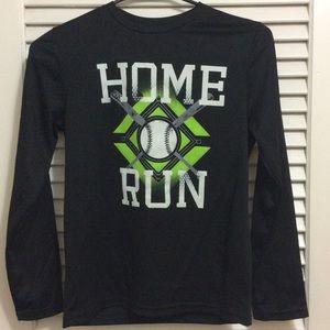 Black athletic shirt (long sleeve)